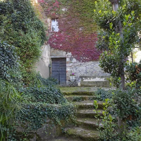 Antico-borgo-le-torricelle-kleines-haus