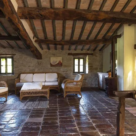 Antico-borgo-le-torricelle-kleines-haus