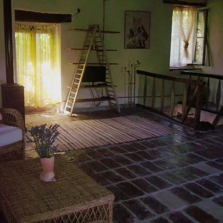 Antico-borgo-le-torricelle-kleines-haus *