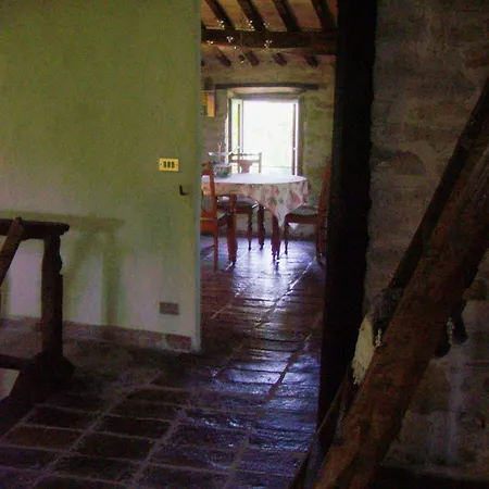 Holiday home Antico-borgo-le-torricelle-kleines-haus