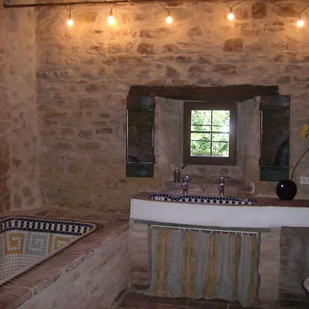 Antico-borgo-le-torricelle-kleines-haus *